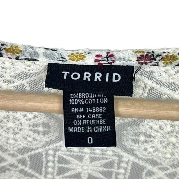 Torrid Floral Top Size Large Lace Boho Peasant Shirt Multicolor Semi-sheer - Picture 7 of 10